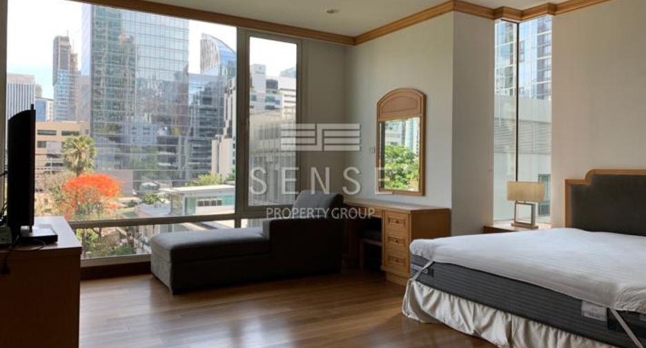 For rent 4 bedrooms condo in Pathum Wan, Bangkok