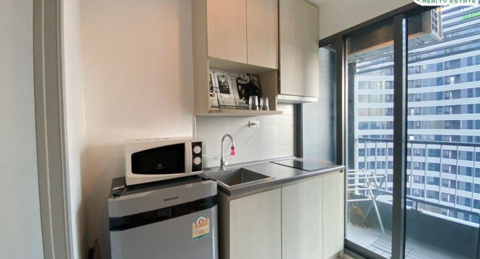 For sale 1 bed condo in Bang Na, Bangkok