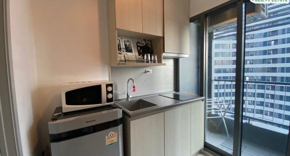 For sale 1 bed condo in Bang Na, Bangkok