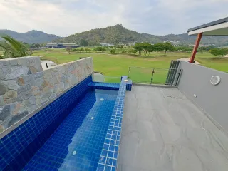 For sale 3 bed townhouse in Hua Hin, Prachuap Khiri Khan