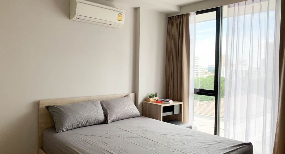 For rent 2 bed condo in Phaya Thai, Bangkok