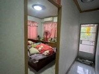 For sale 3 bed townhouse in Din Daeng, Bangkok