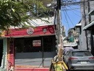 For sale 3 bed townhouse in Din Daeng, Bangkok