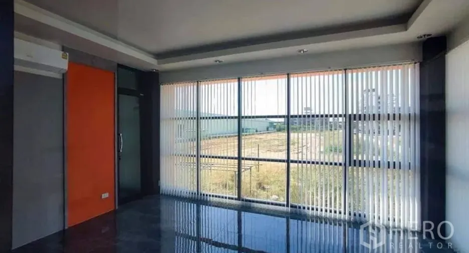 For sale warehouse in Bang Pakong, Chachoengsao
