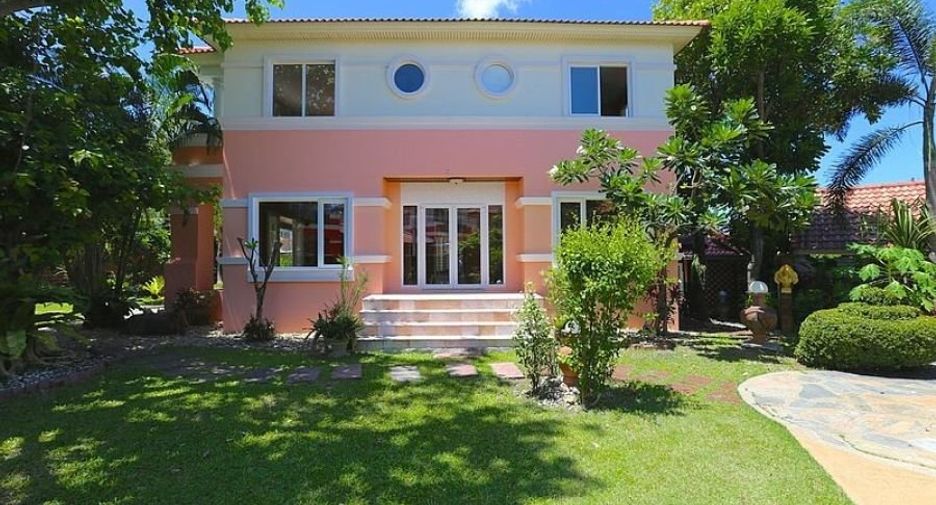 For sale 4 bedrooms house in Bang Lamung, Chonburi
