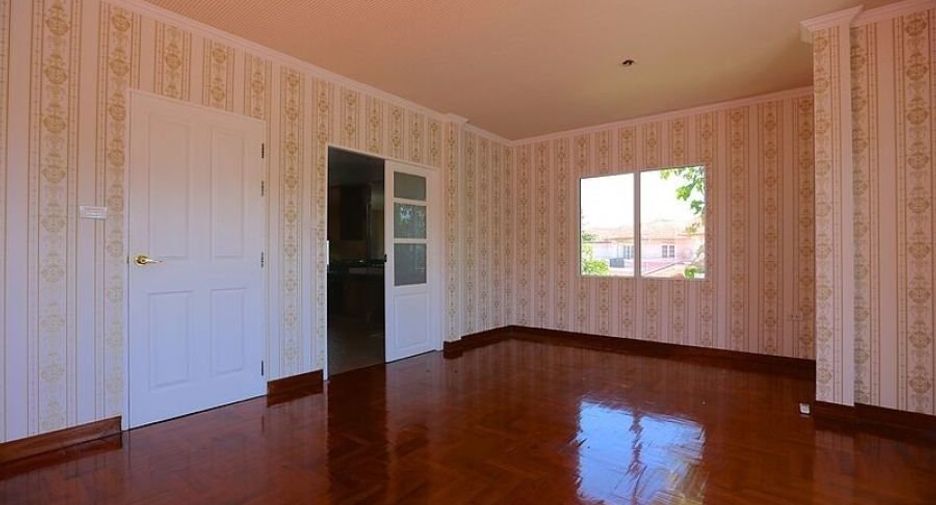For sale 4 bedrooms house in Bang Lamung, Chonburi
