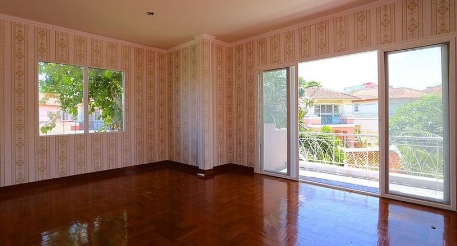 For sale 4 bedrooms house in Bang Lamung, Chonburi