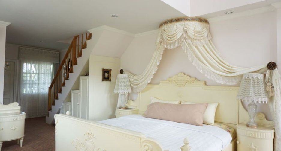 For rent and for sale 8 bedrooms retail Space in Mae Rim, Chiang Mai