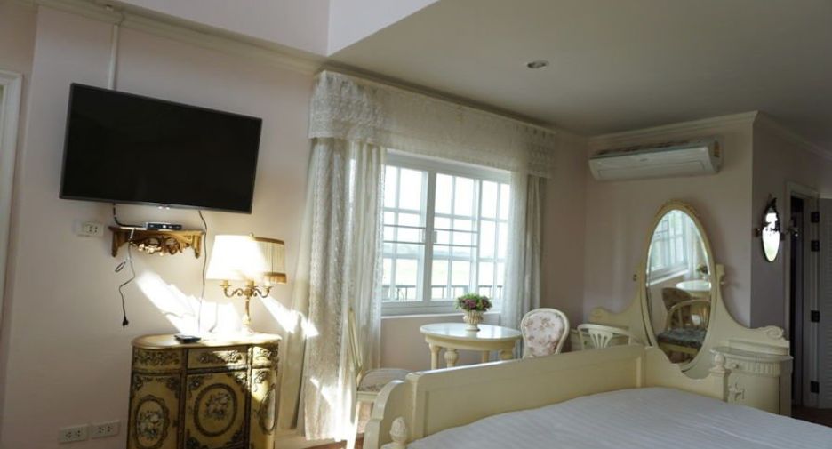 For rent and for sale 8 bedrooms retail Space in Mae Rim, Chiang Mai