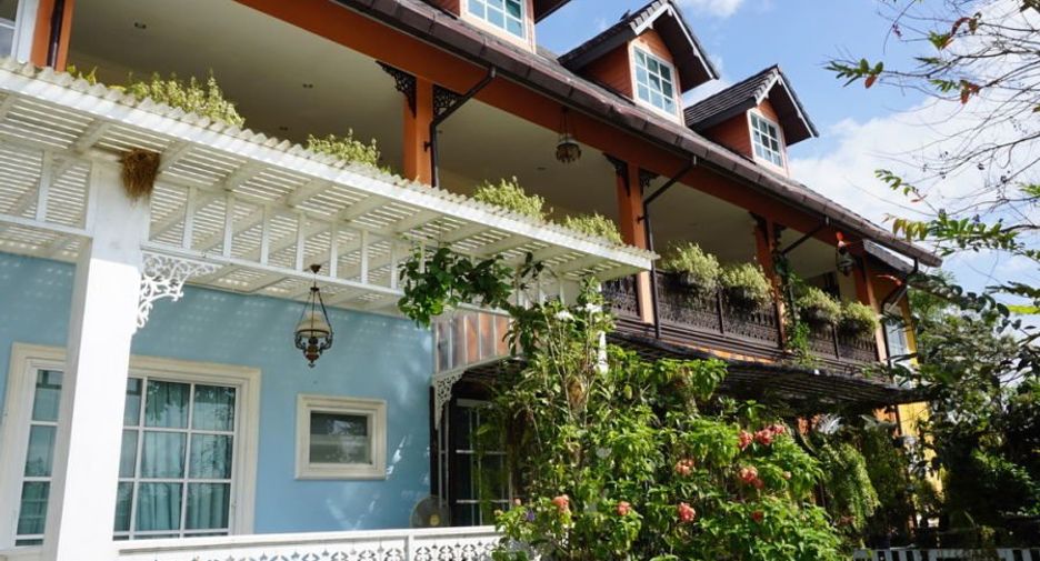 For rent and for sale 8 bedrooms retail Space in Mae Rim, Chiang Mai