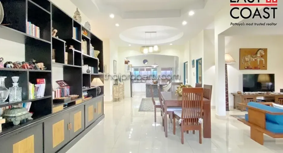 For sale 3 ベッドルーム house in Huay Yai, Pattaya