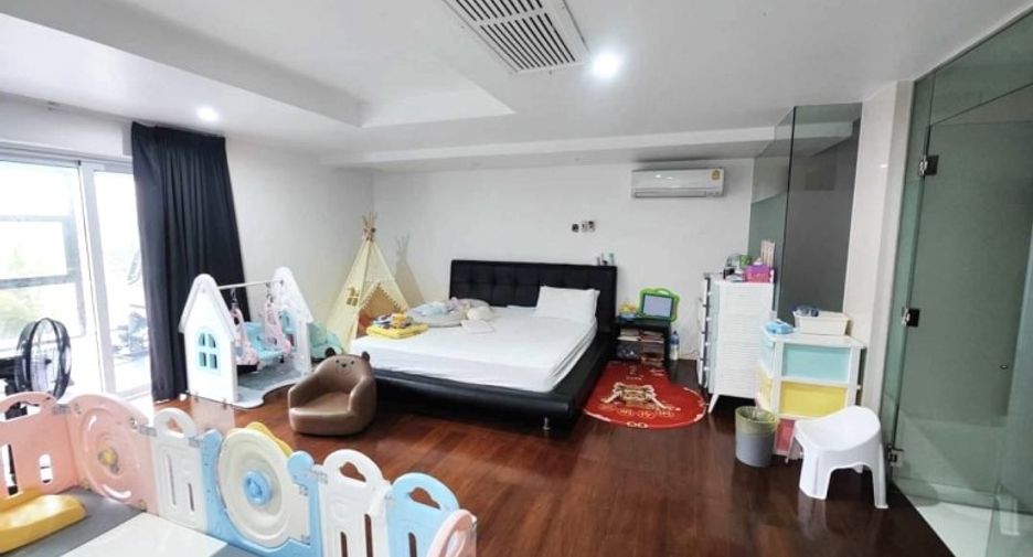 For sale 10 Beds house in Sattahip, Pattaya