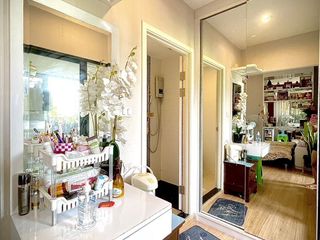 For sale studio apartment in Dusit, Bangkok