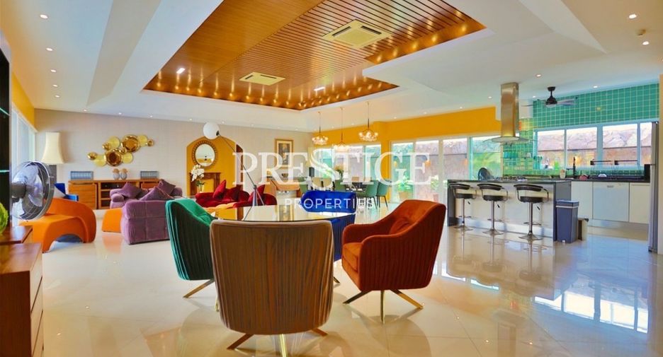 For sale 4 bed house in Bang Lamung, Chonburi