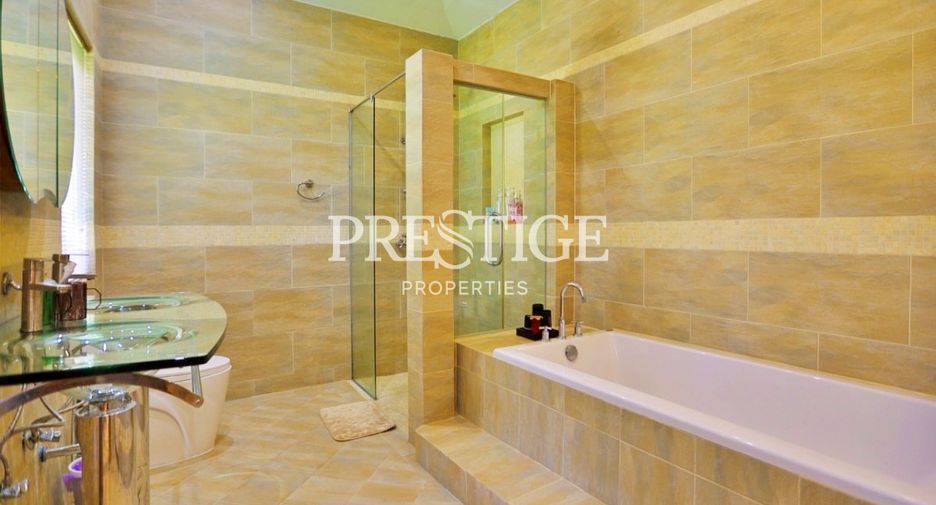 For sale 4 bed house in Bang Lamung, Chonburi