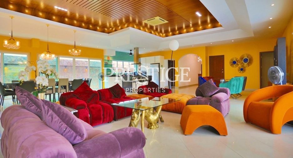 For sale 4 bed house in Bang Lamung, Chonburi