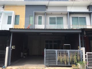 For sale 3 bed townhouse in Bueng Kum, Bangkok