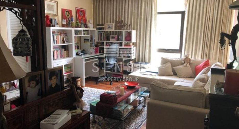 For sale 3 bedrooms condo in Watthana, Bangkok