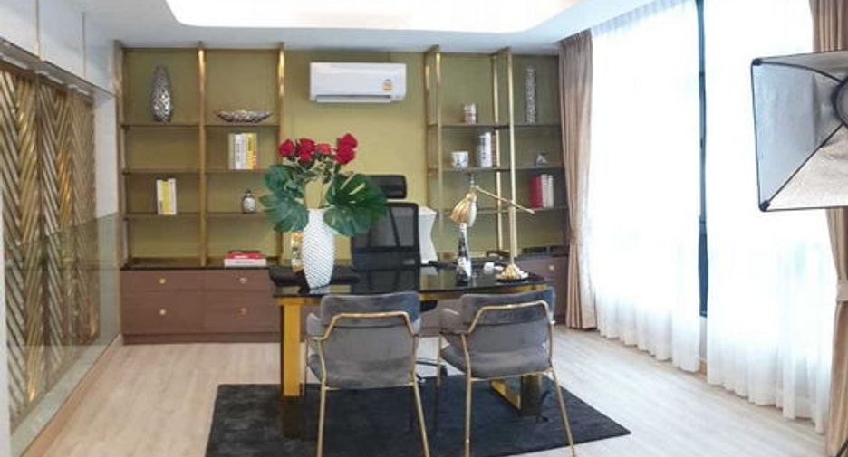 For sale 3 Beds office in Lat Phrao, Bangkok