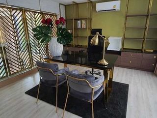 For sale 3 bed office in Lat Phrao, Bangkok
