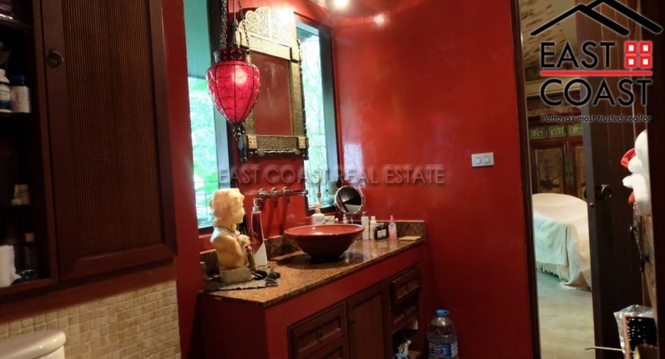 Casa en venta de 4 habitaciones en Bang Lamung, Chonburi