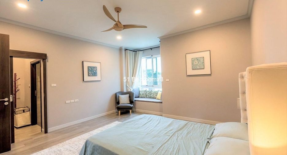 For sale 6 bed villa in Cha Am, Phetchaburi