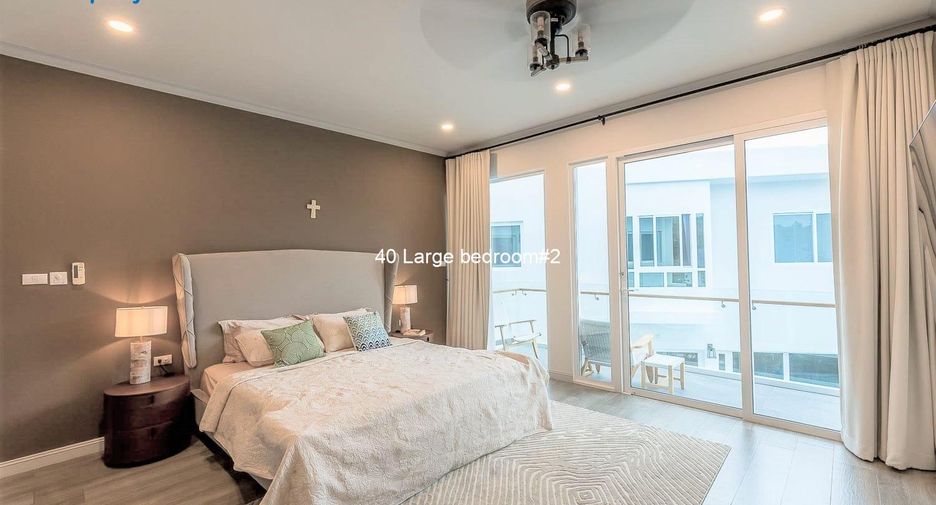 For sale 6 bed villa in Cha Am, Phetchaburi