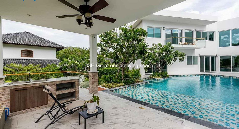 For sale 6 bed villa in Cha Am, Phetchaburi