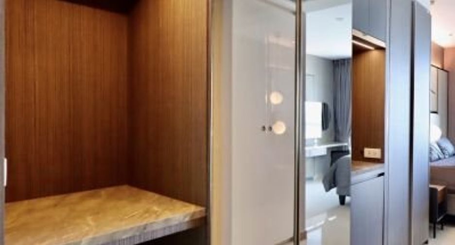 For rent 2 bedrooms condo in Bang Lamung, Chonburi