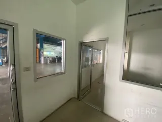出租 和 出售 仓库 在 Lam Luk Ka, Pathum Thani
