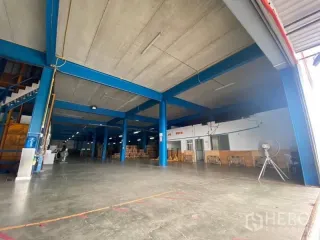出租 和 出售 仓库 在 Lam Luk Ka, Pathum Thani