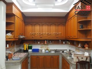 Haus zum Kauf mit 3 Zimmer in Bang Lamung, Chonburi