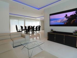 Haus zur Miete mit 9 Zimmer in Min Buri, Bangkok