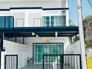 For sale 2 bed townhouse in Central Pattaya, Pattaya