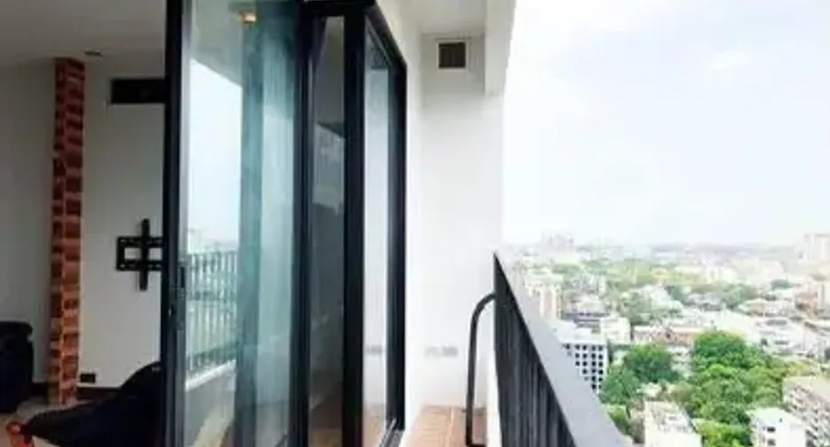 For sale 1 bed condo in Watthana, Bangkok