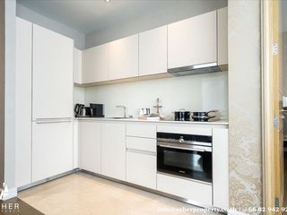 Wohnung zur Miete mit 2 Zimmer in Pathum Wan, Bangkok