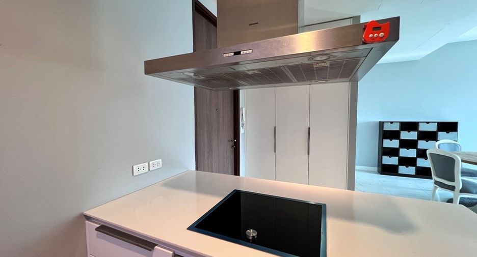 For sale 2 bedrooms condo in Pathum Wan, Bangkok