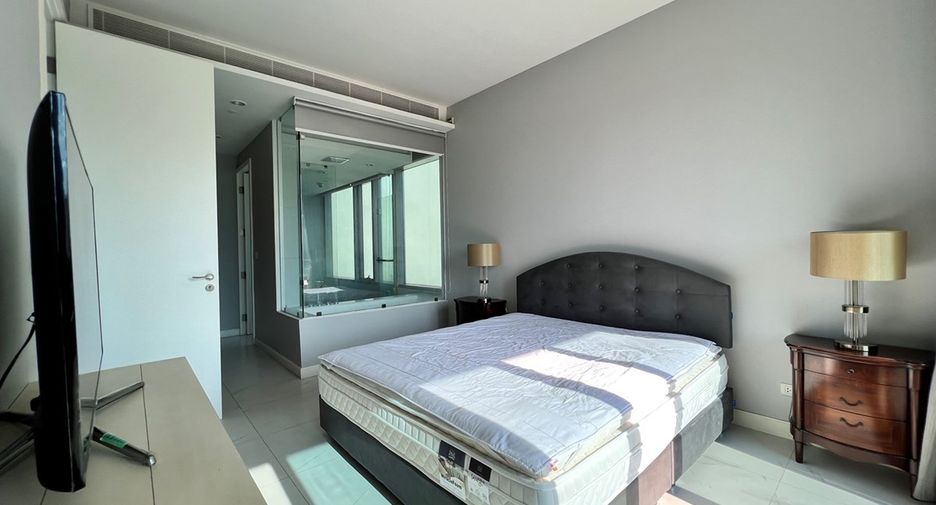 For sale 2 bedrooms condo in Pathum Wan, Bangkok