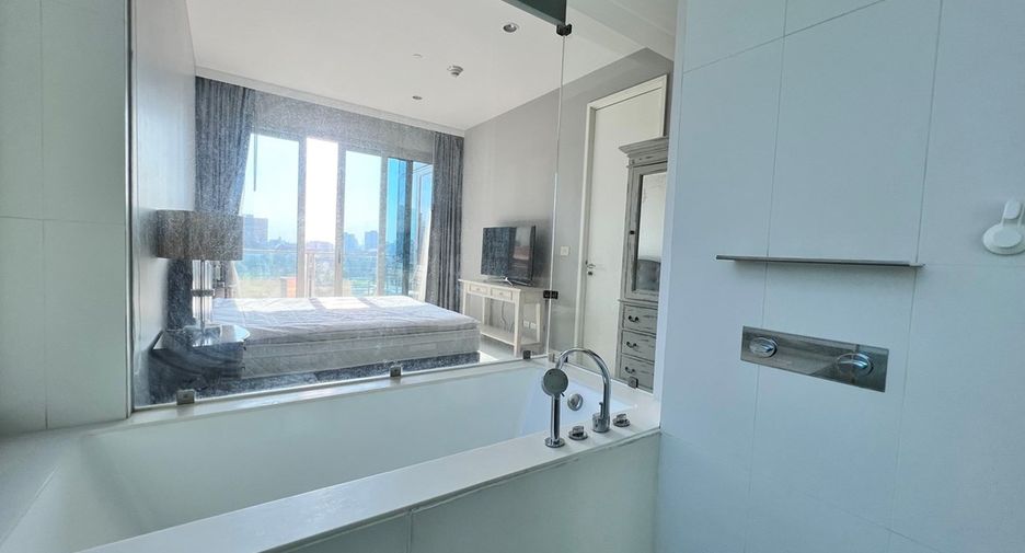 For sale 2 bedrooms condo in Pathum Wan, Bangkok