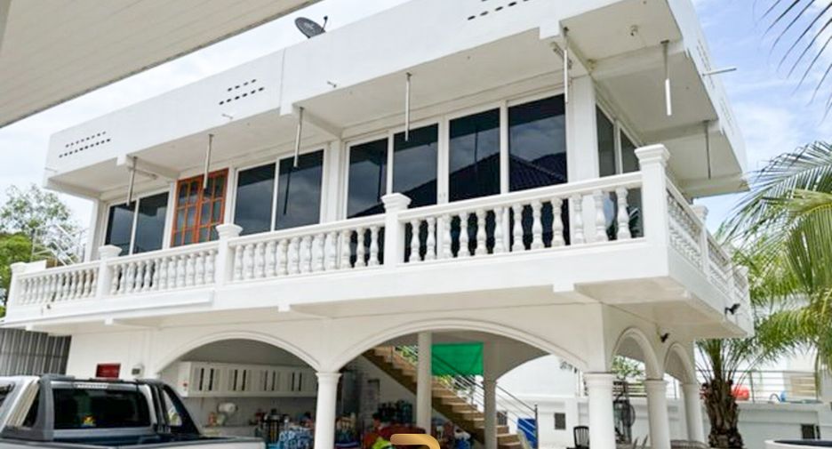 For sale 7 bed villa in Mueang Udon Thani, Udon Thani