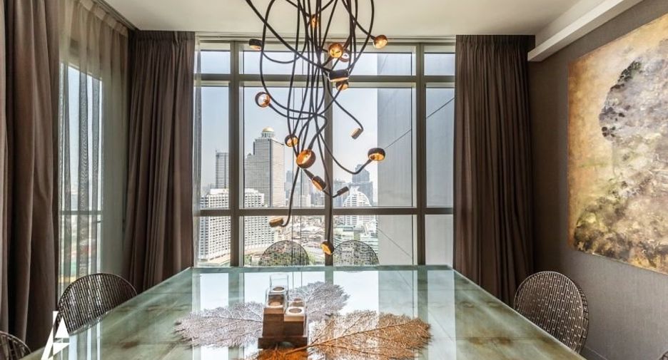 Condo en venta de 3 habitaciones en Sathon, Bangkok