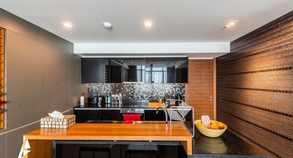 Condo en venta de 3 habitaciones en Sathon, Bangkok