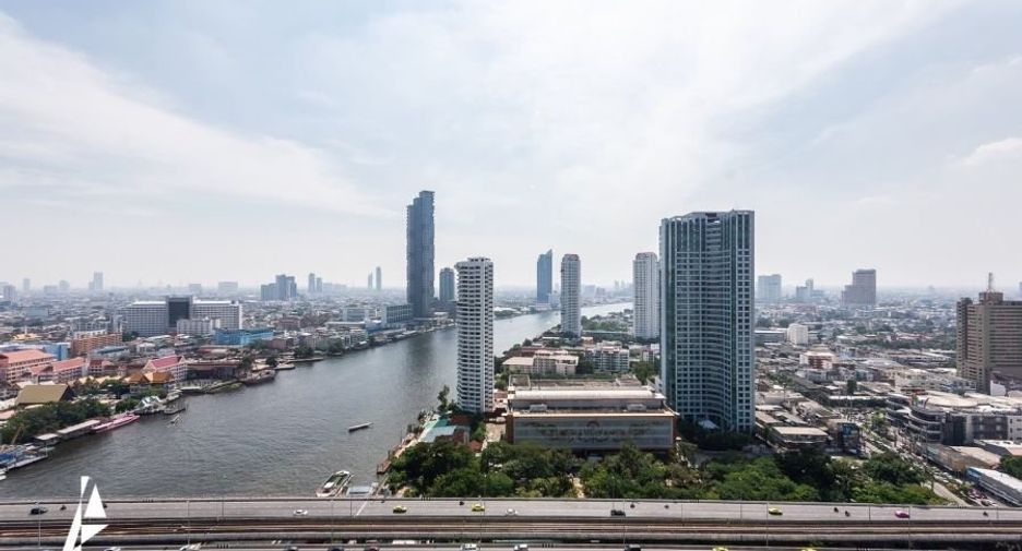 Condo en venta de 3 habitaciones en Sathon, Bangkok