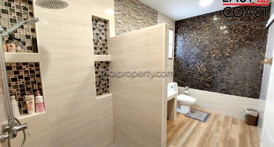 For sale 3 bedrooms house in Sattahip, Chonburi