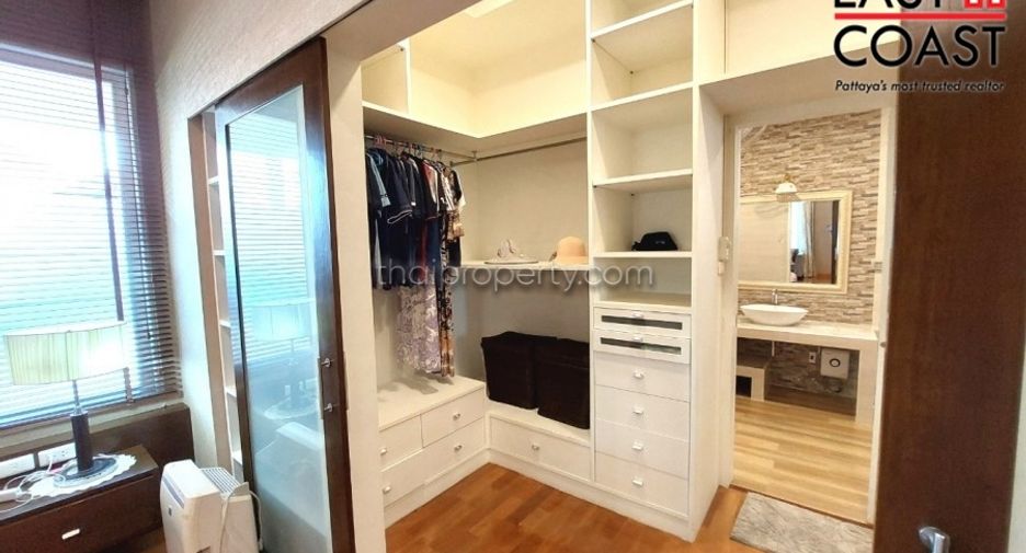 For sale 3 bedrooms house in Sattahip, Chonburi