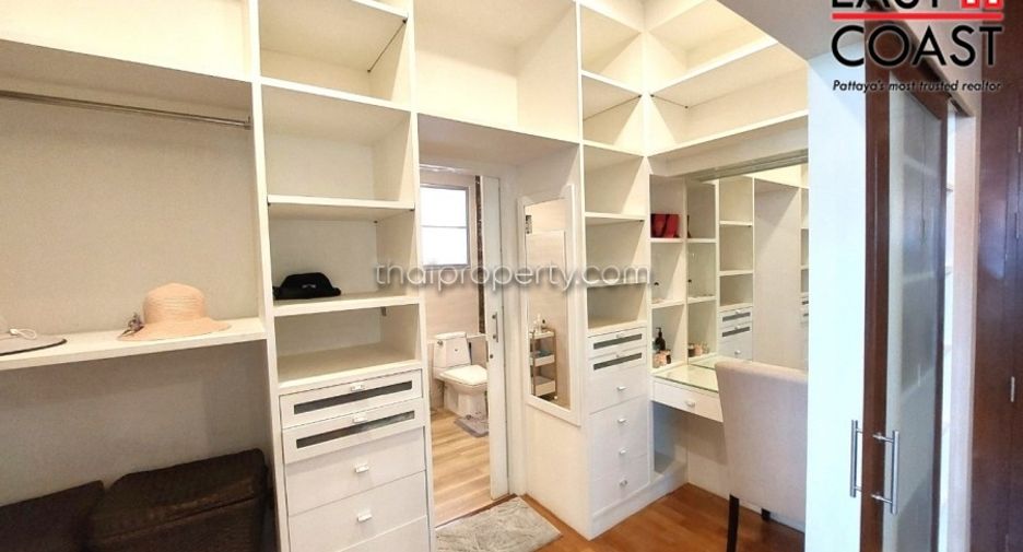 For sale 3 bedrooms house in Sattahip, Chonburi