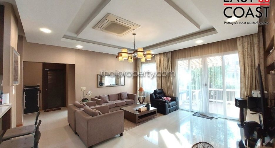 For sale 3 bedrooms house in Sattahip, Chonburi