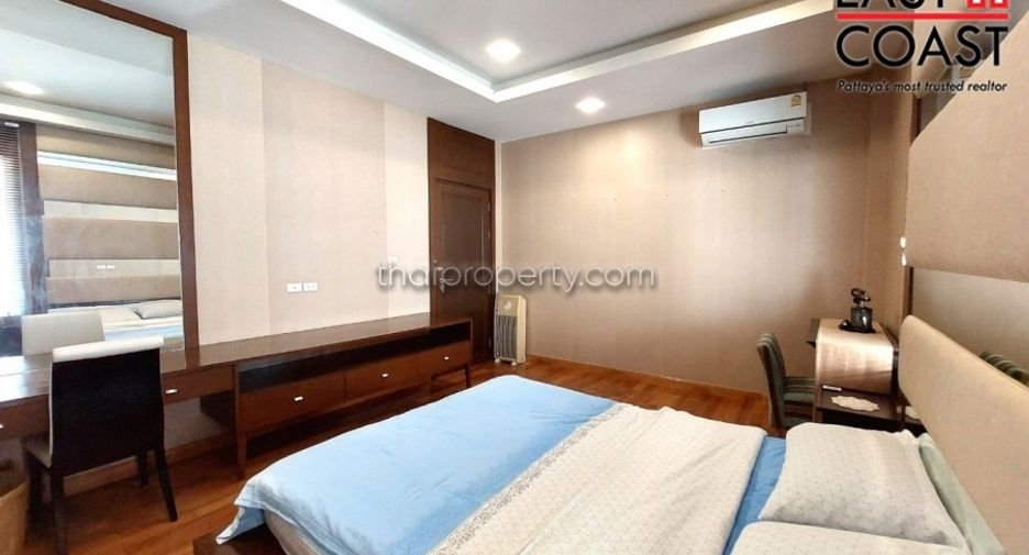 For sale 3 bedrooms house in Sattahip, Chonburi