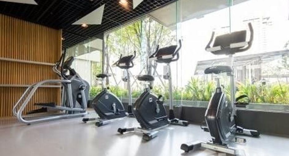 For sale 2 bed condo in Watthana, Bangkok