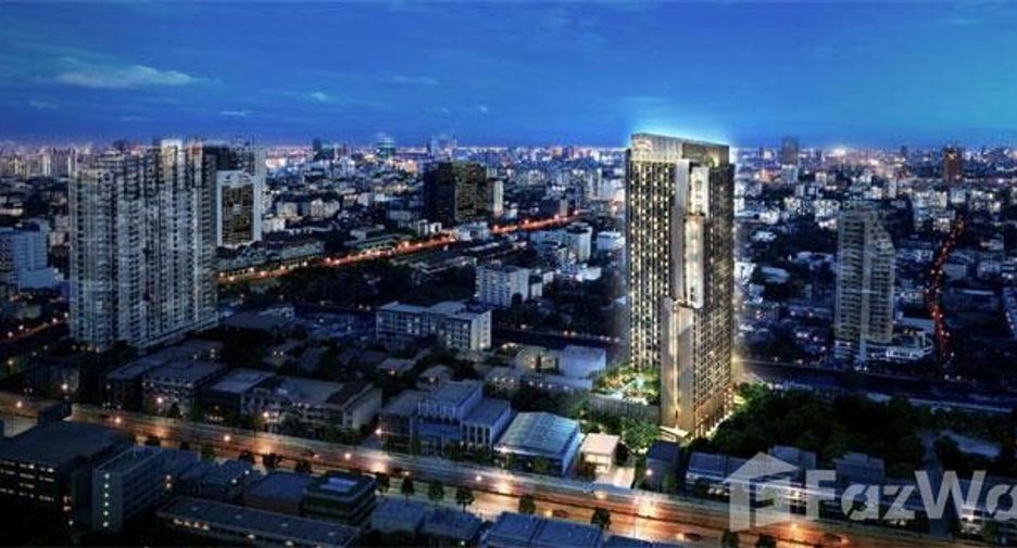 For sale 2 bed condo in Watthana, Bangkok